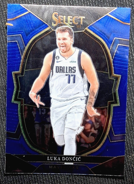 2022-23 Panini Select NBA - LUKA DONCIC #51 [Blue Concourse] Dallas Mavericks