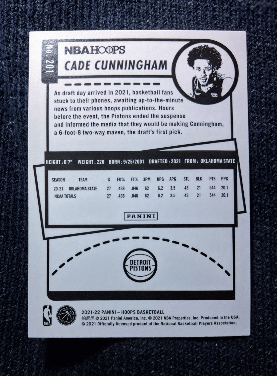 2021-22 NBA Hoops Cade Cunningham Detroit Pistons (RC) Badge #201 Rookie Base