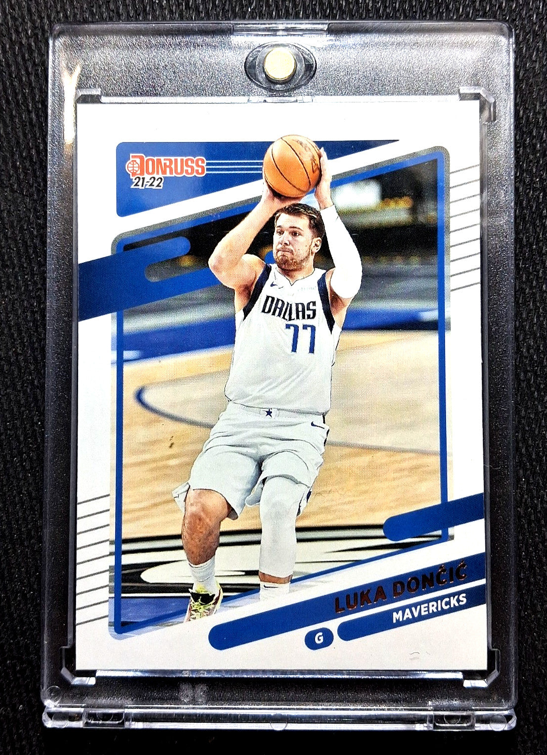 2021-22 Panini Donruss Basketball LUKA DONCIC #77 -Base Set - Dallas Mavericks